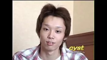 play Un libero professionista, shinji (5' 11" - 125 lbs. - 18 anni), riceve un massaggio completo alla testa del cazzo!