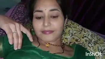 play Fata indiană fierbinte era singură în casa ei și un bătrân a futat-o ​​în dormitor în spatele soțului, cel mai bun videoclip de sex cu ragni bhabhi, soția indiană fuita de iubitul ei