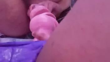 play Nel momento in cui ti rendi conto di non essere più un uomo ma una femminuccia troia. tieni pronta la figa che hai preparato.