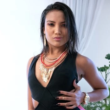 Порнозвезда Marcella Schultz