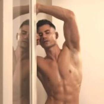 Star du porno Lukas Daken