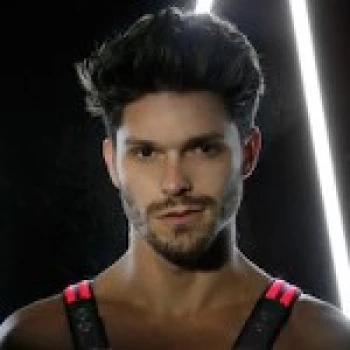 Pornoster Devin Franco